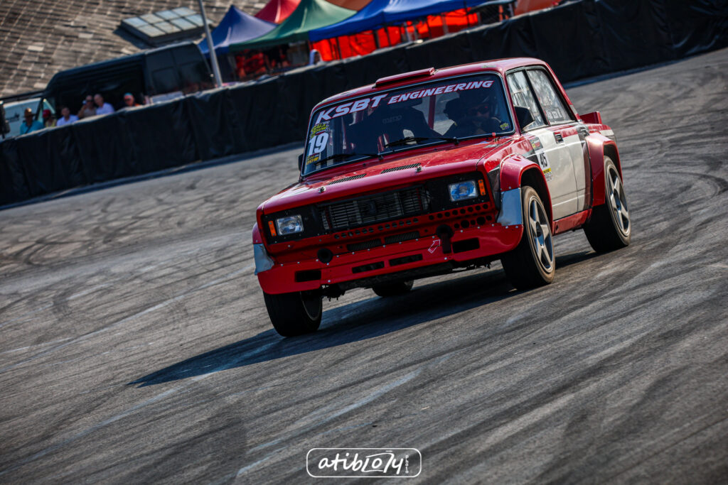 2R5A0334