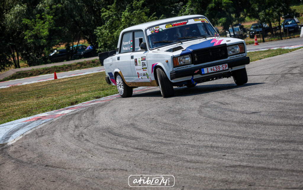 2R5A9080