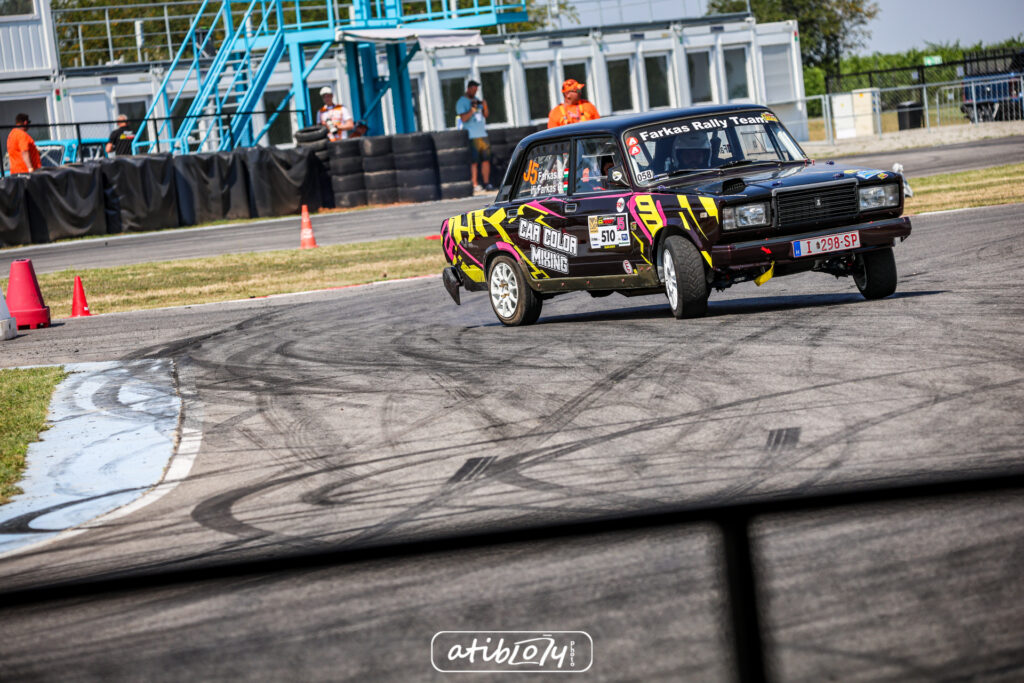 2R5A9708