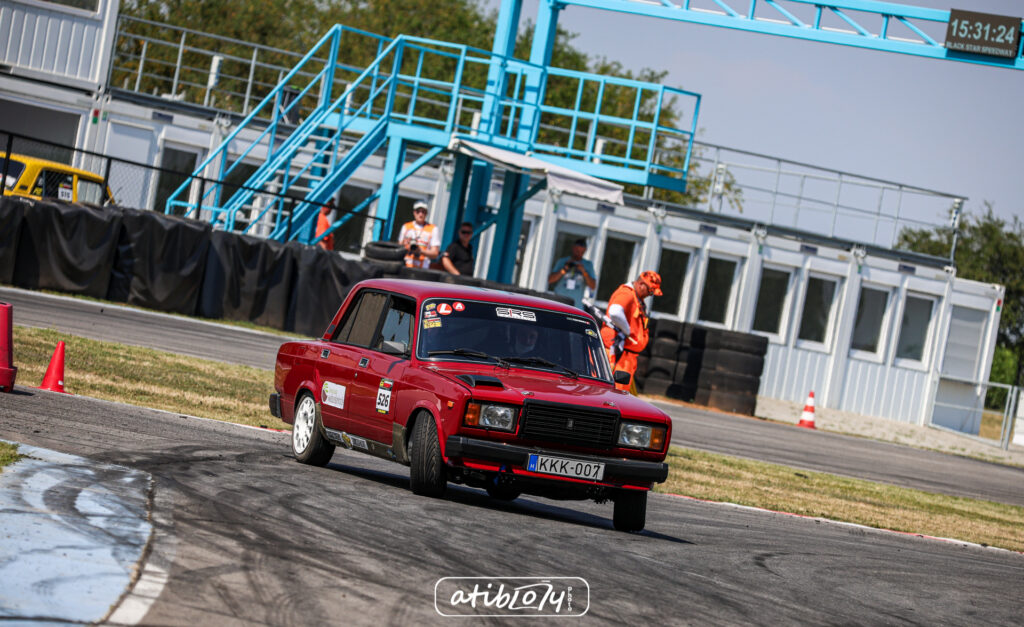 2R5A9750
