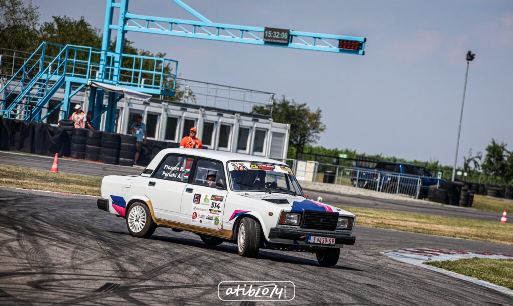 2R5A9761