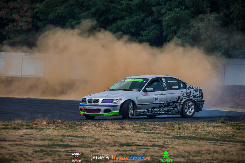 2R5A5070